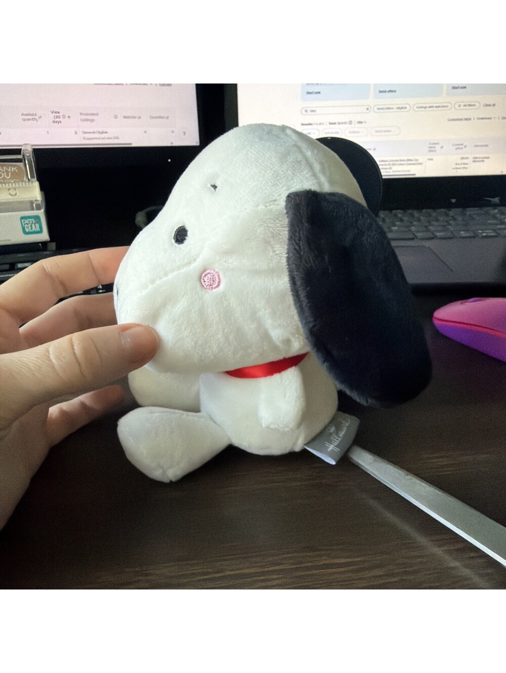 Hallmark Snoopy 7 Inch - Picture 3 of 6